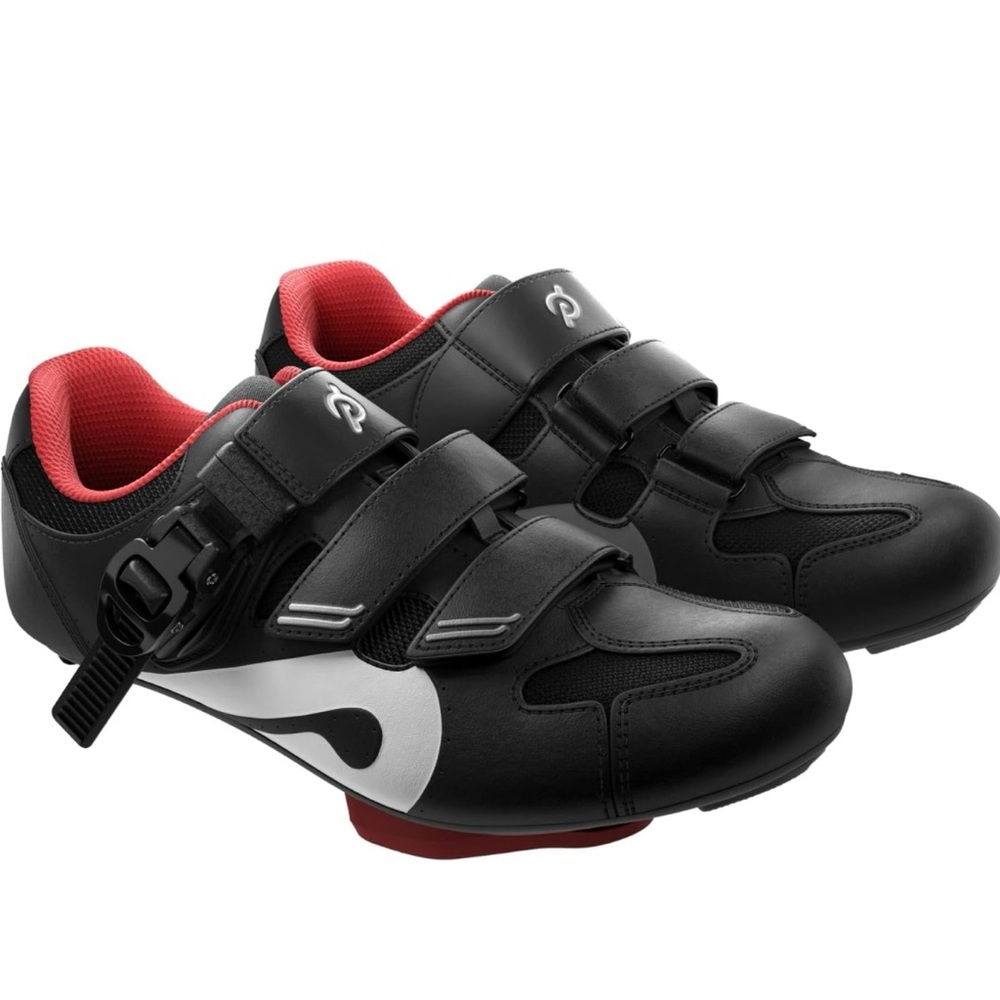 NWOT Peleton cycling shoes.